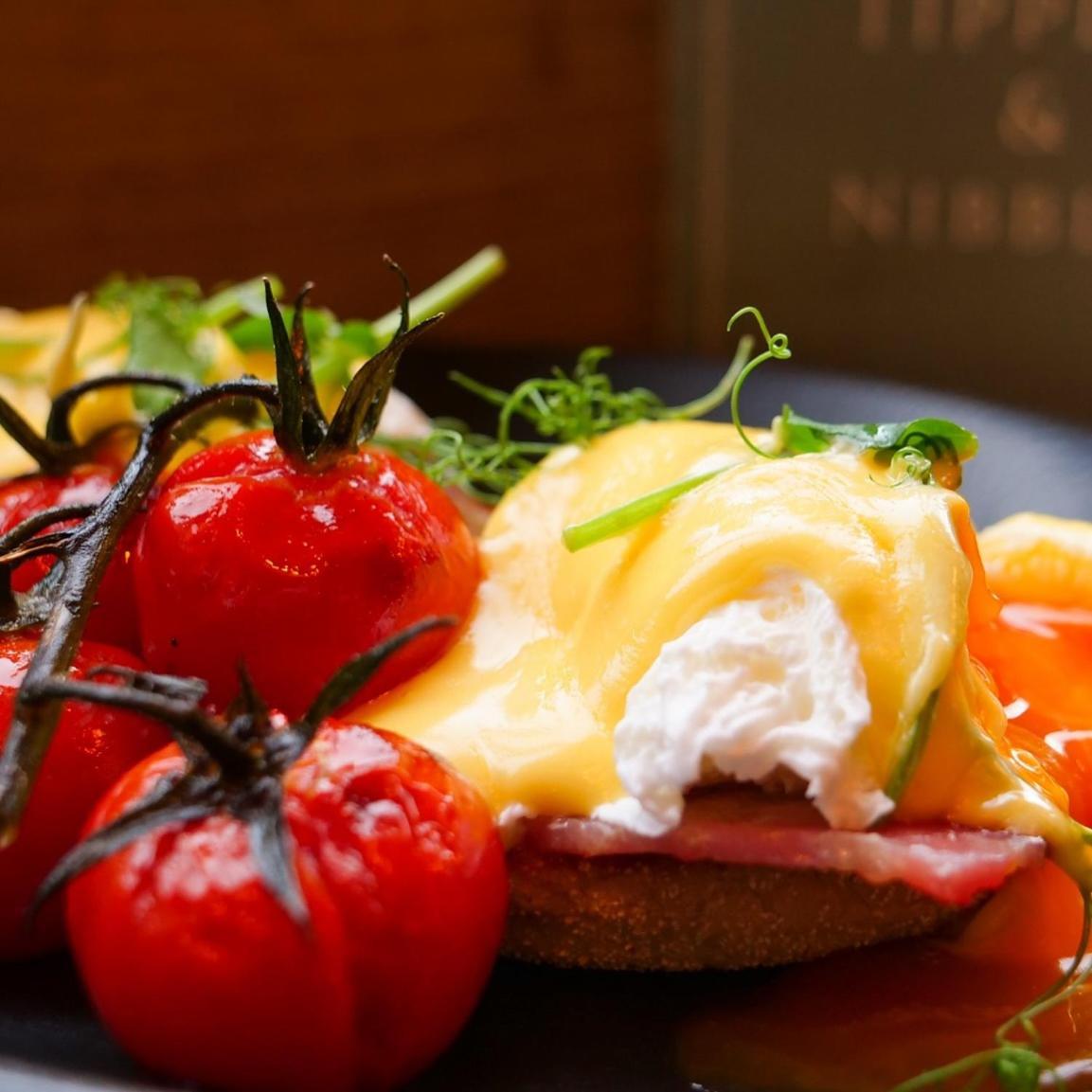 シュルーズベリー Darwin'S Townhouse Bed & Breakfast エクステリア 写真 Aubergine and tomato salad